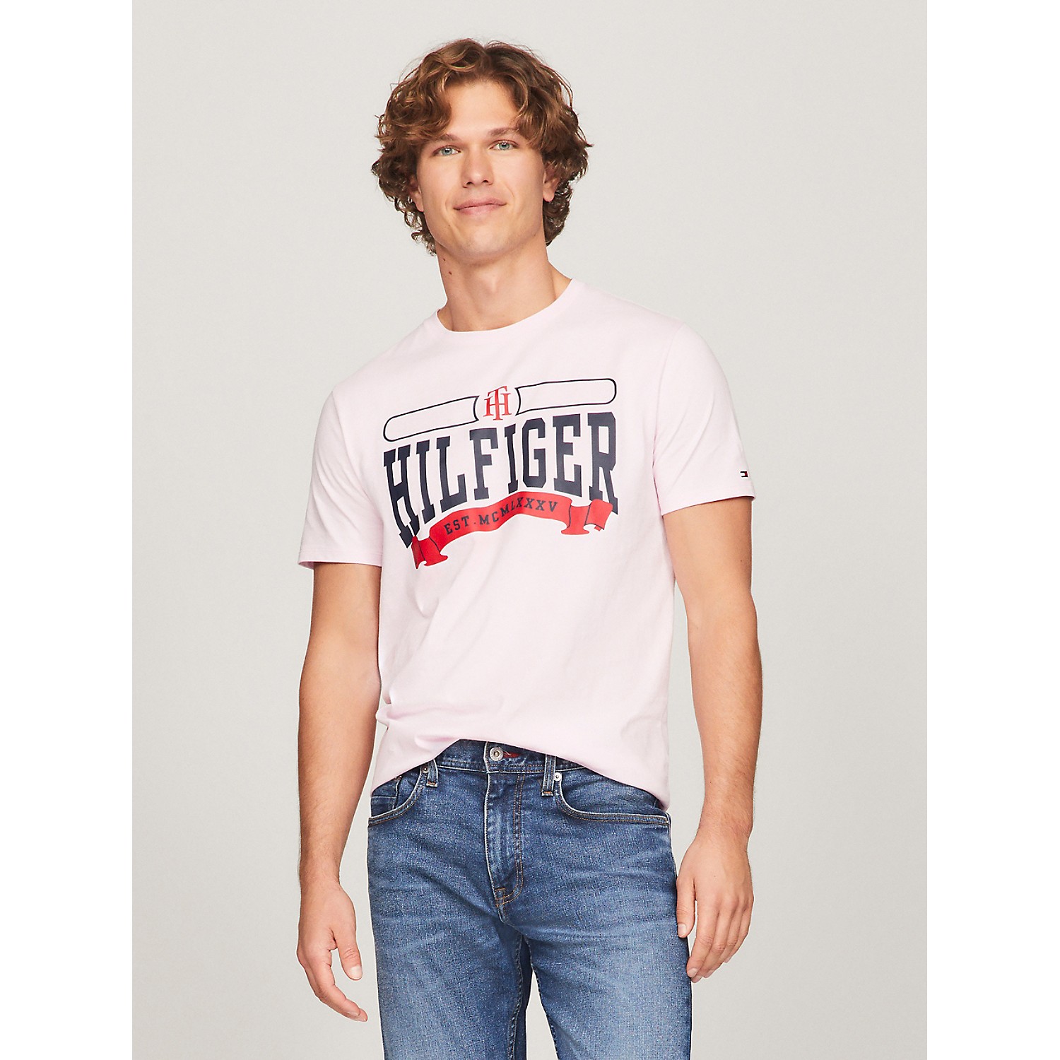 TOMMY HILFIGER Hilfiger Alumni Graphic T-Shirt